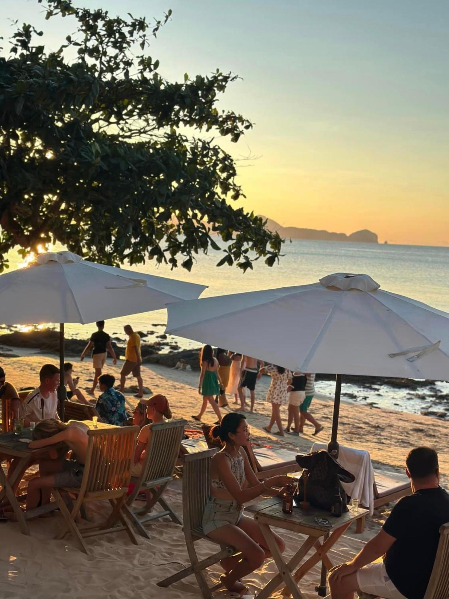 Mua Tala Hotel El Nido Buitenkant foto